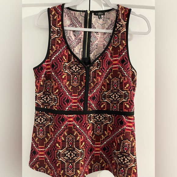 Pattern Top - Picture 4 of 5